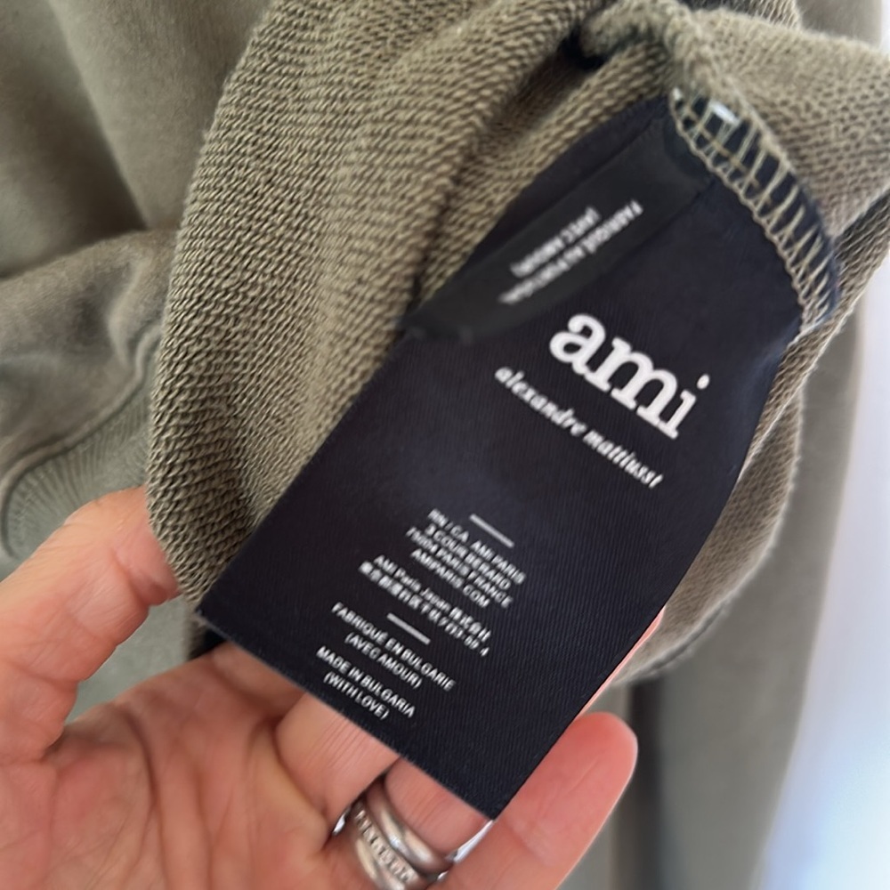 Ami Paris Ami de Coeur Army Green Sweatshirt – Fall Staple – Size XL - Picture 5 of 8